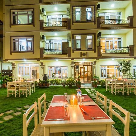 Hotel Acme Inn Kathmandu Exteriör bild