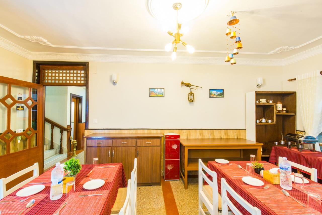 Hotel Acme Inn Kathmandu Exteriör bild