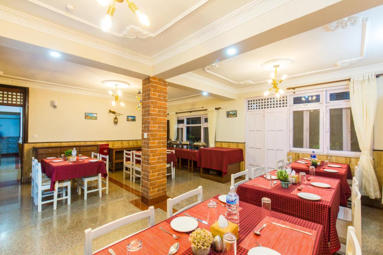 Hotel Acme Inn Kathmandu Exteriör bild